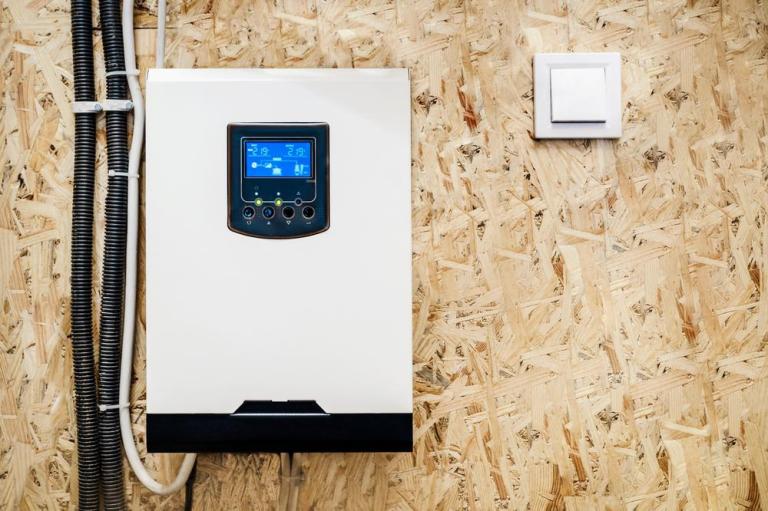 Batteries de stockage d'énergie à Paris, guide pratique